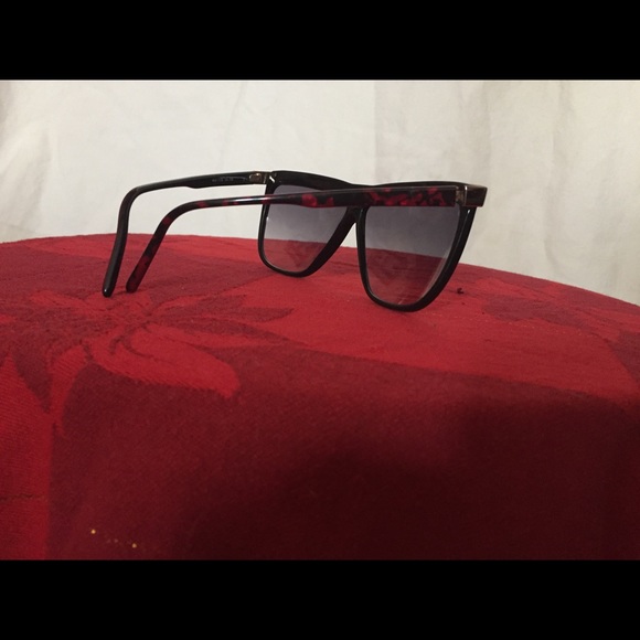 Vintage Marcolin sunglasses. Black with red brow - Picture 2 of 6